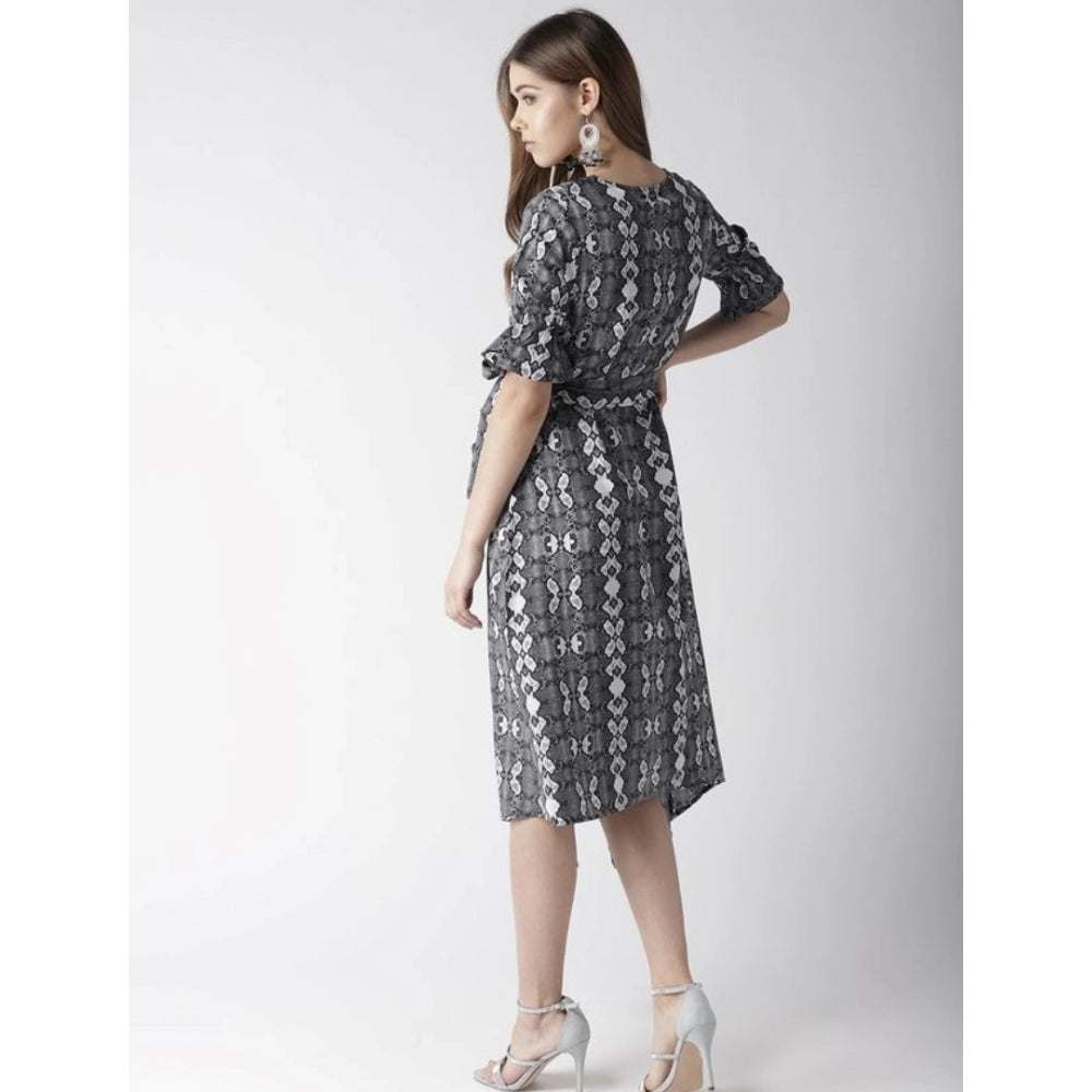 Women's Animal Print Short Sleeve Knee-Length Dress — Black - White · 95_S