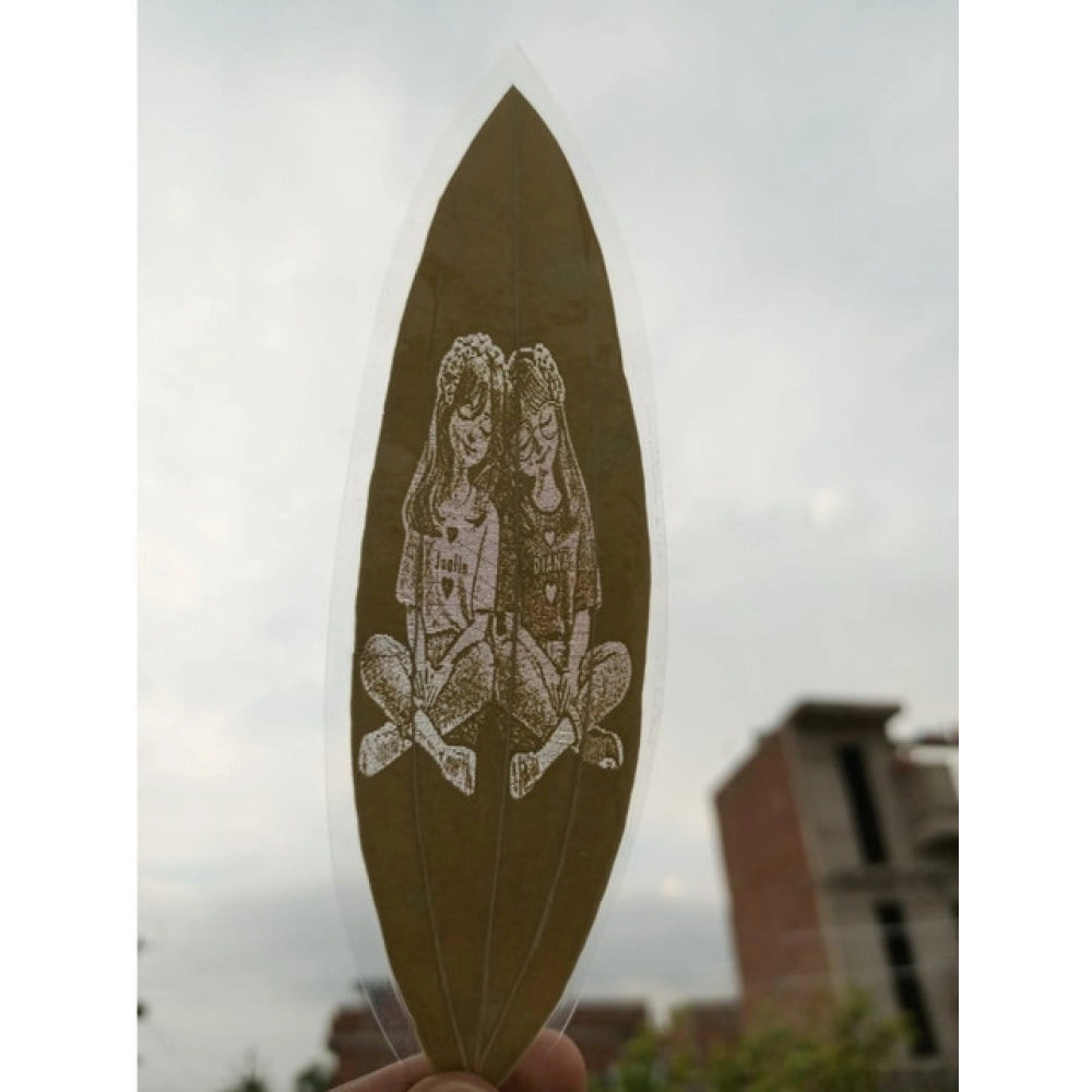 Custom Engraved Leaf Art – Best Friends - Sisters