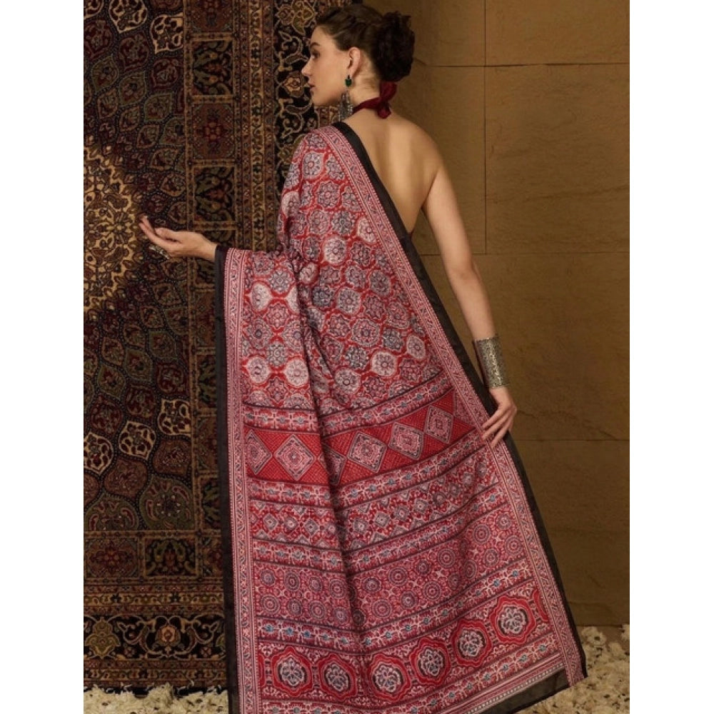 Women's Crepe Printed Saree — Maroon · 2574