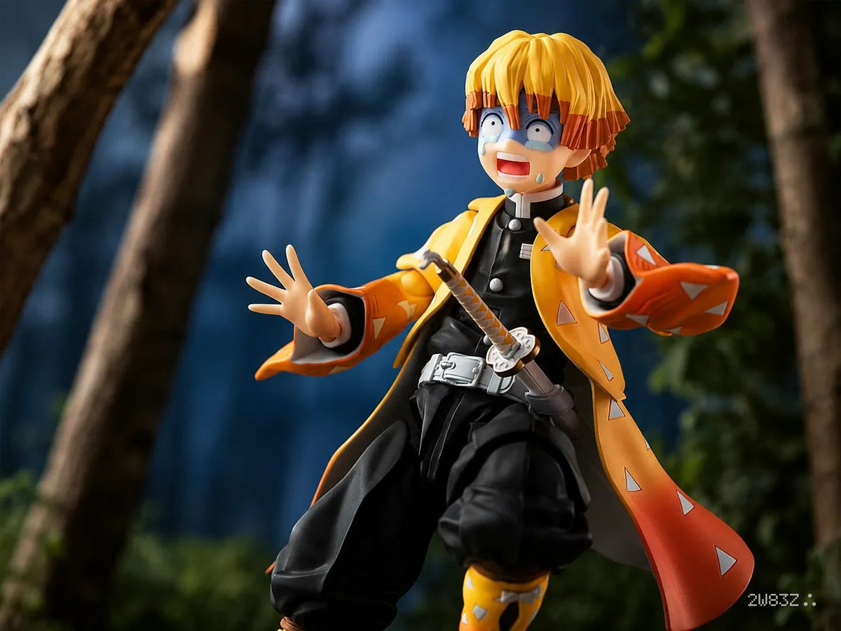 Zenitsu Agatsuma Movable Action Figure – Demon Slayer Anime Collectible