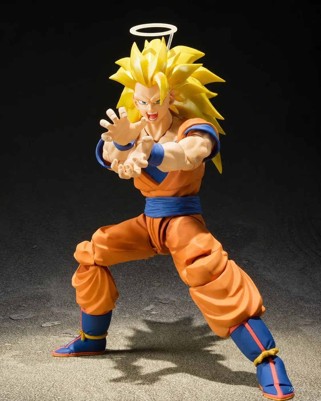 Dragon Ball Z Goku Super Saiyan 3 Action Figure – 16 cm Articulated Collectible with Interchangeable Faces & Hands
