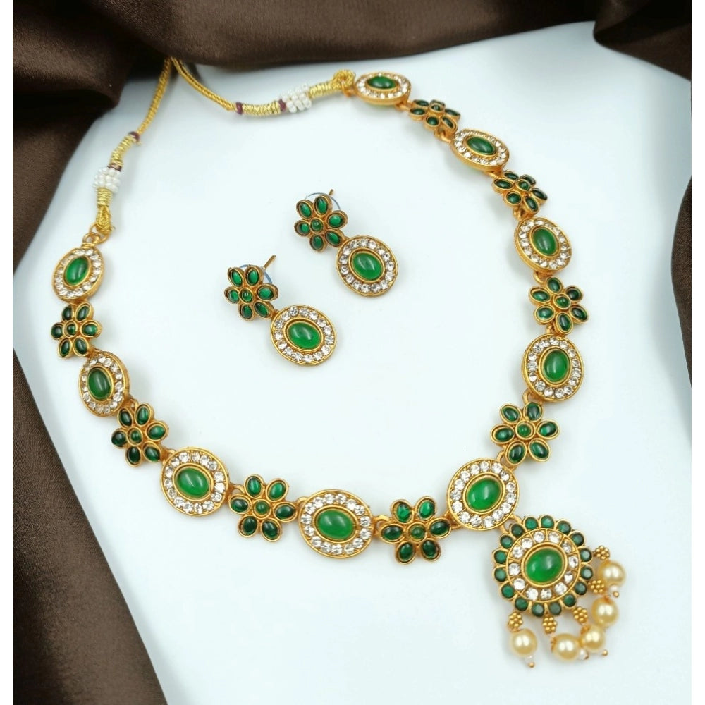 Women's Temple Elegance Gold Plated Necklace And Earrings Set — Green