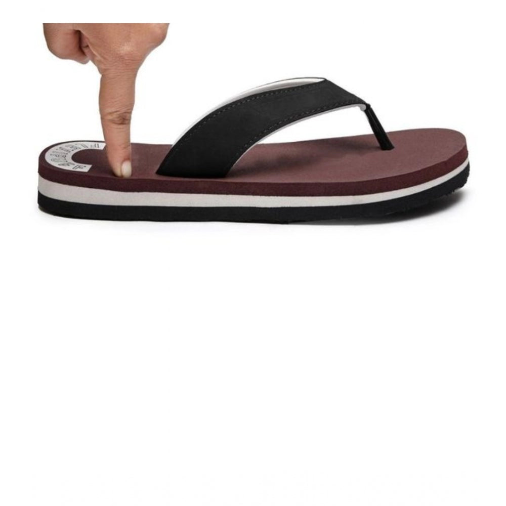 Unisex Rubber Men's Slippers For Ultimate Comfort — Maroon