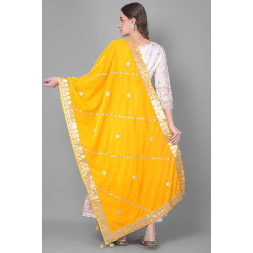 Women's Velvet Gotta Patti Dupatta · 0954