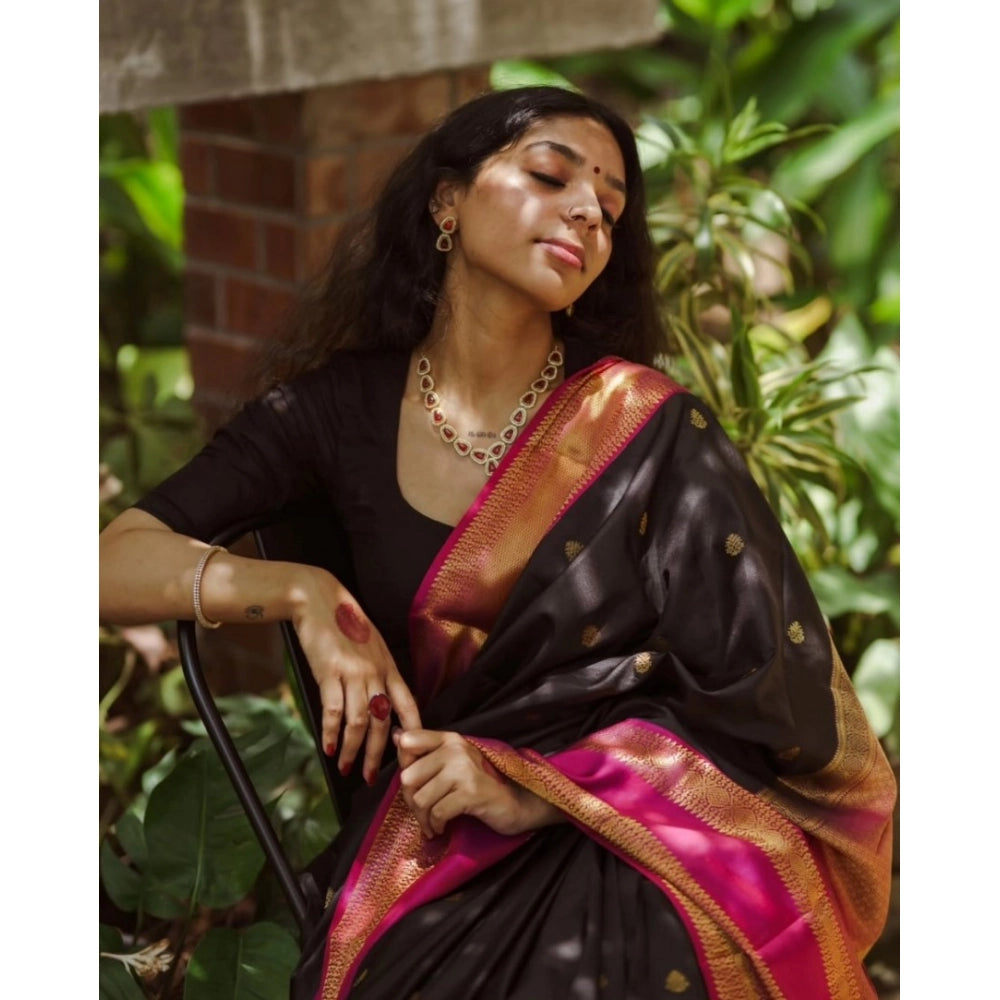 Women's Silk Printed Saree — Black-Pink