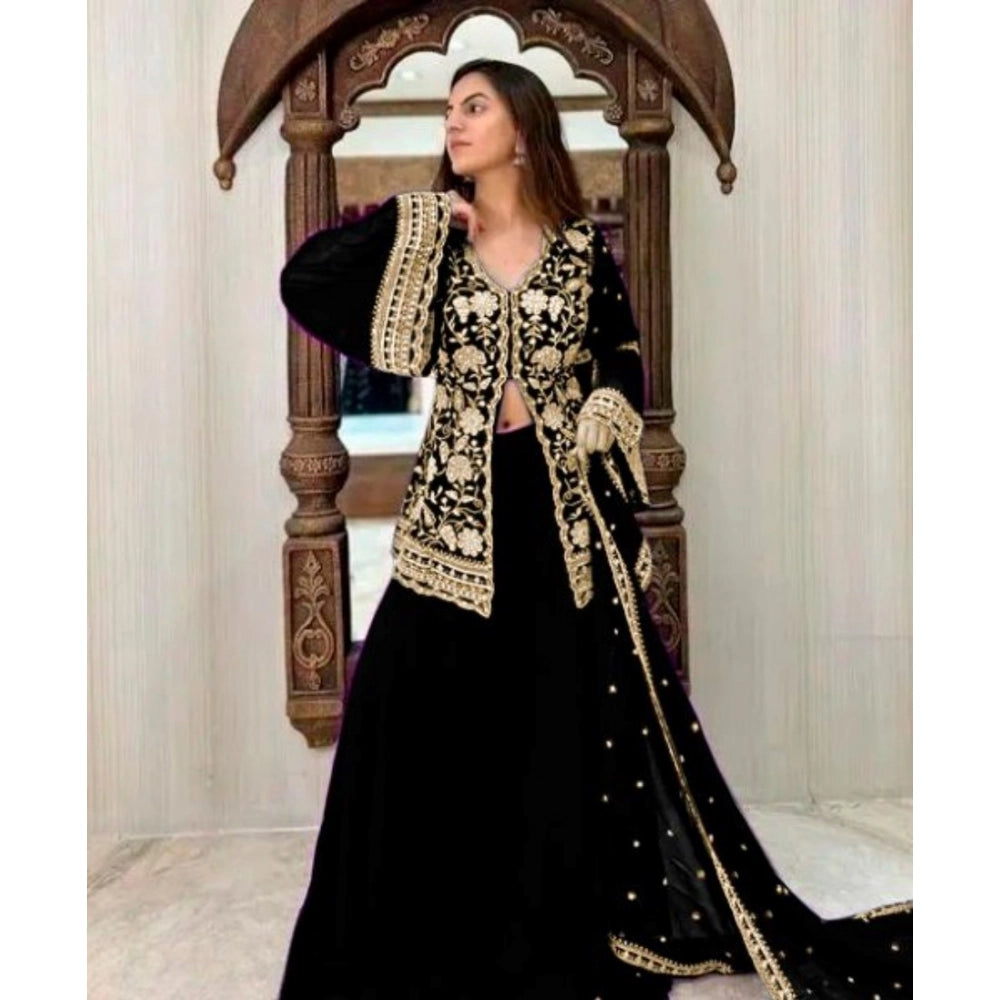 Women's Georgette Embroidery 3-4th Sleeve V-Neck Kurti — Black