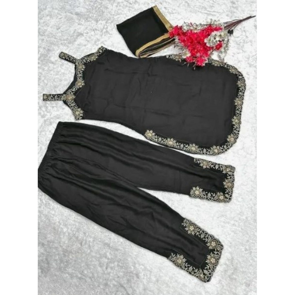Women's Georgette Embroidery Sleeveless Round Neck Kurti — Black