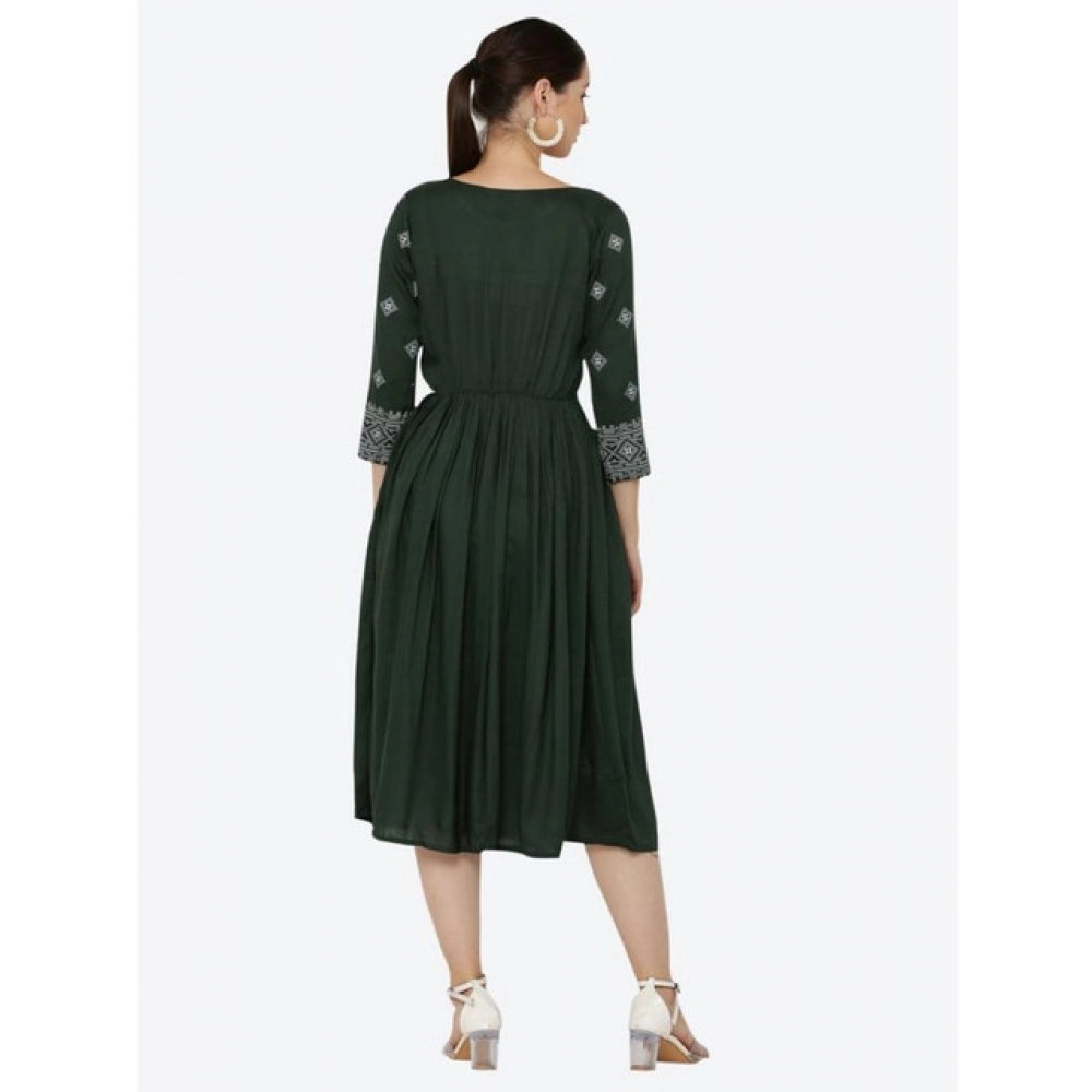Women's Casual Rayon 3-4th Sleeves Kurti — Green