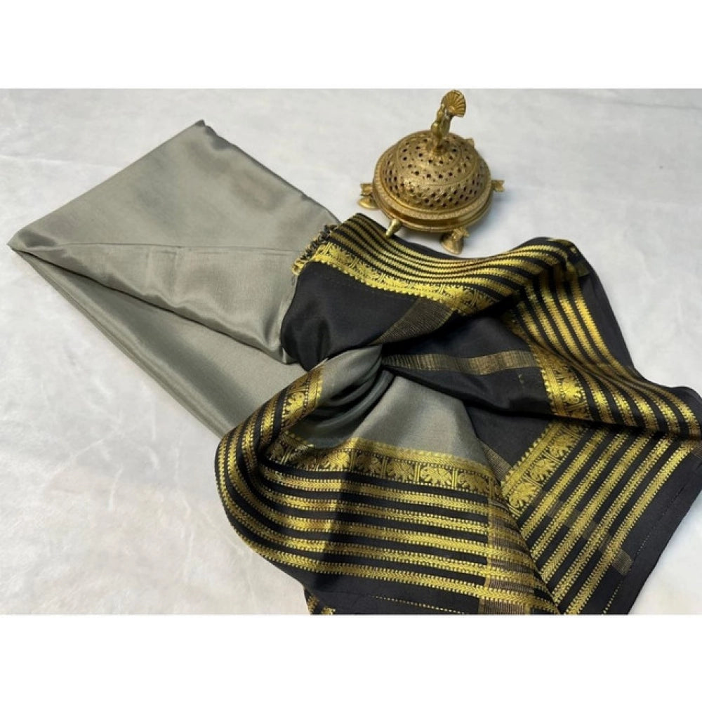 Women's Crepe Chit Pallu Solid Saree — Gray