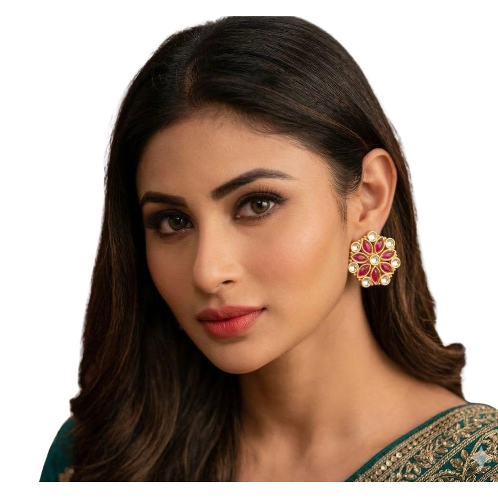 Women's Zinc Alloy Gold Plated Stud Earrings · 1565