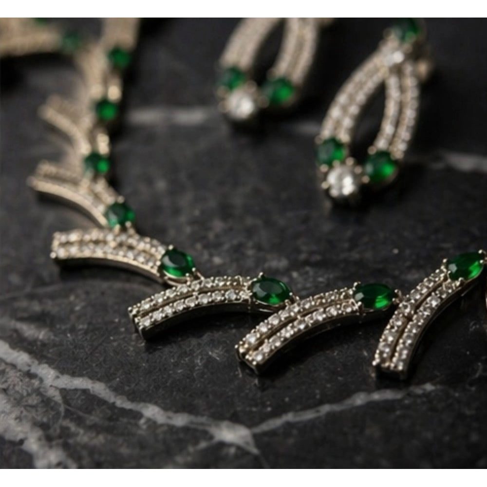 Women's Brass Silver Plated Necklace Set — Green · 2035