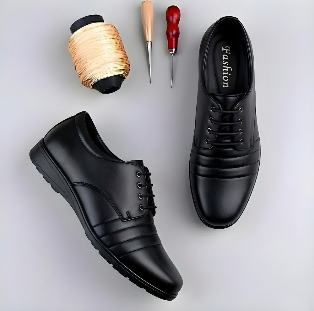 Men's Synthetic Leather Solid Lace-Up Formal Shoes — Black · 67991