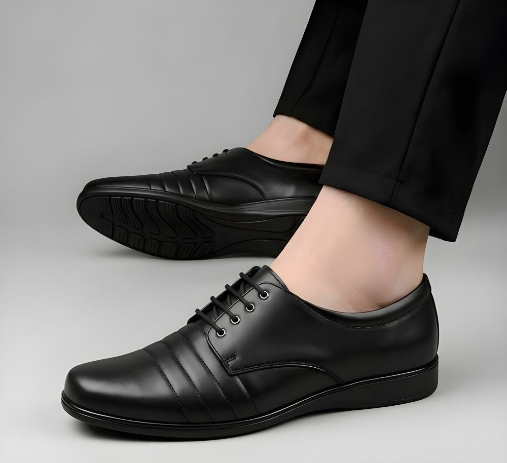 Men's Synthetic Leather Solid Lace-Up Formal Shoes — Black · 67991