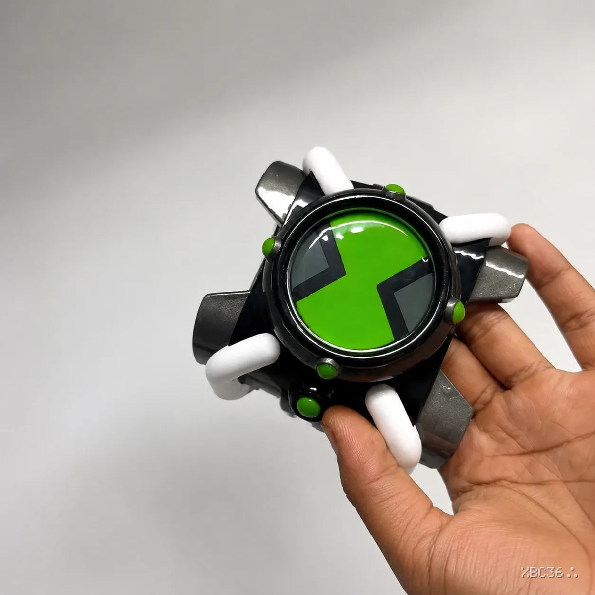 Ben 10 Classic Omnitrix – Resin 3D Printed Wearable Watch