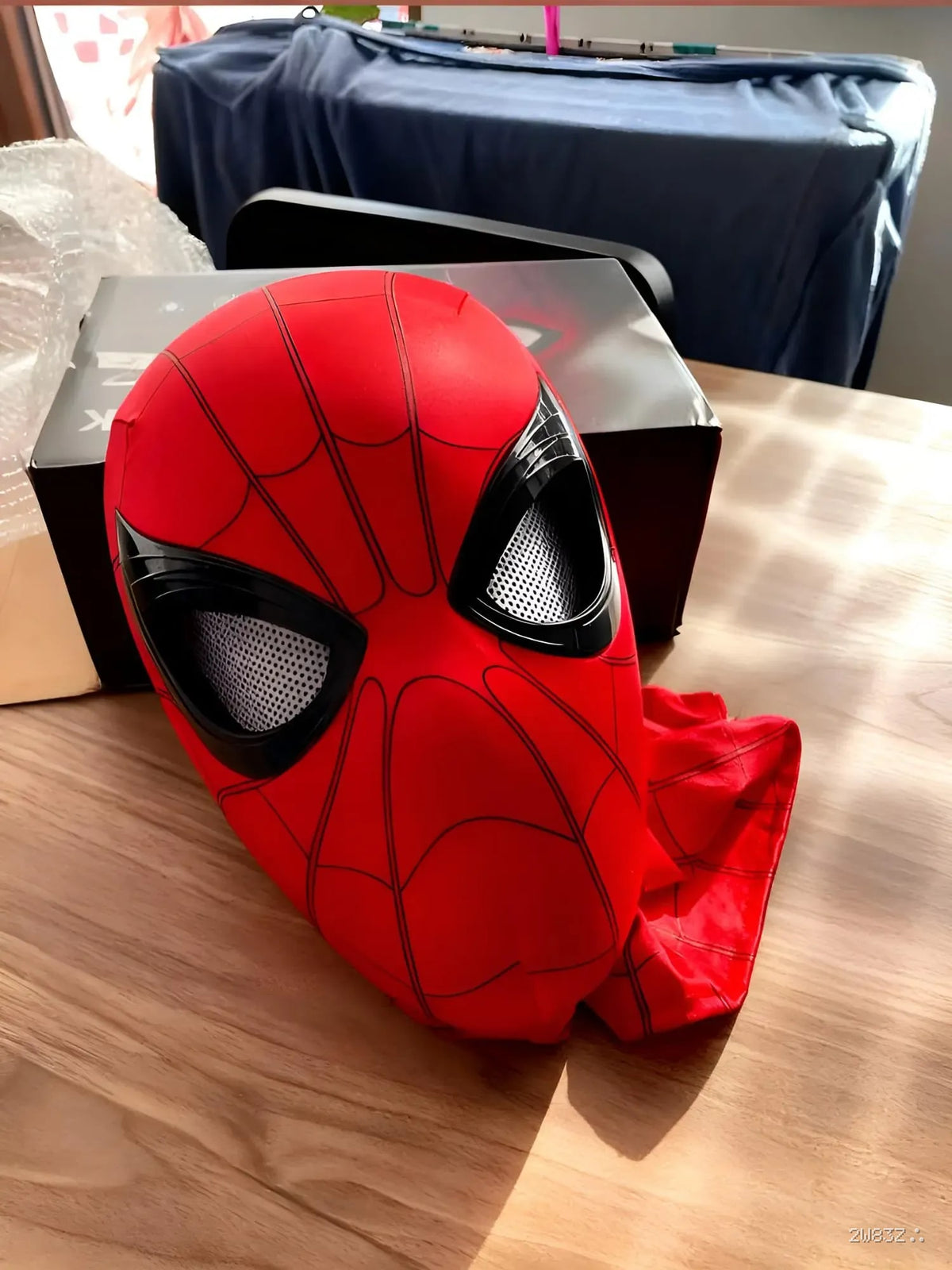 Flicker-Eye LED Spidey Mask: Spider-Tech Mask