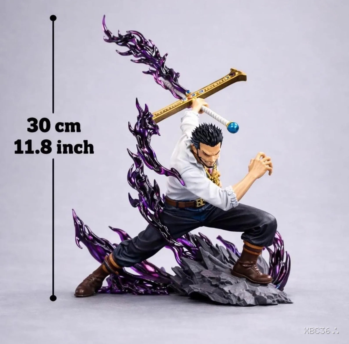Dracule Mihawk “World’s Strongest Swordsman” Statue