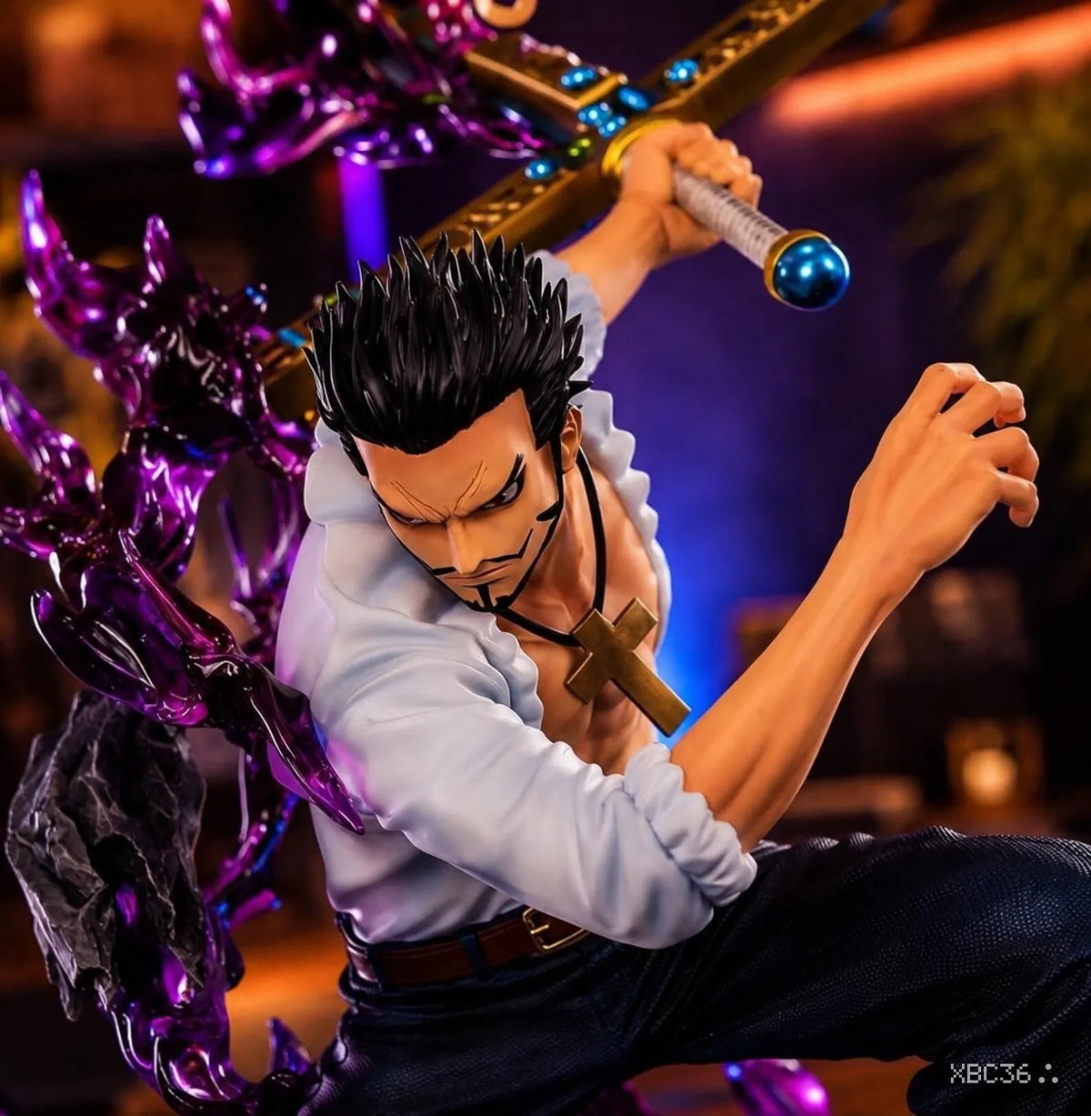Dracule Mihawk “World’s Strongest Swordsman” Statue