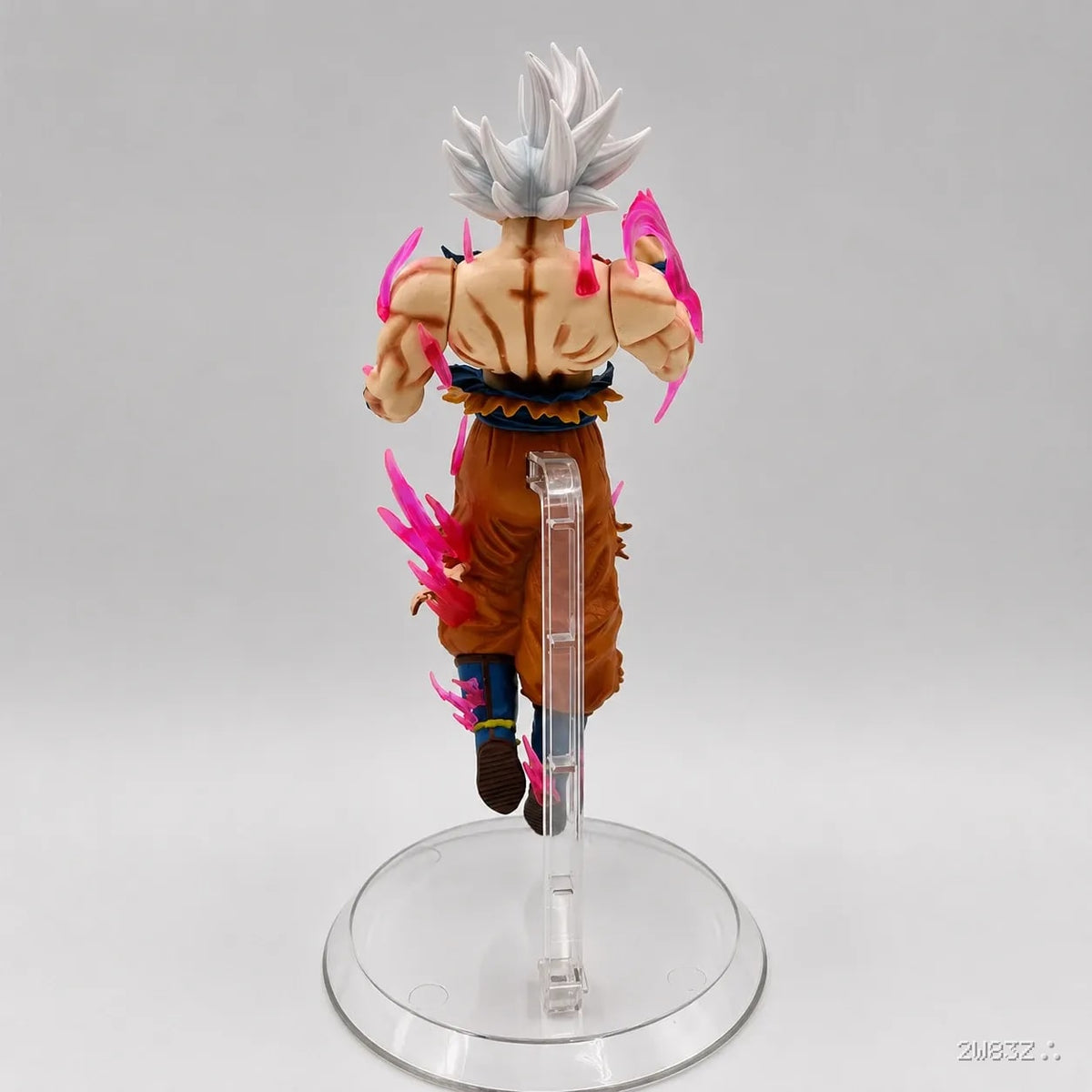 Ultra Instinct Goku Figure – “Mastered Form” Edition (DBS)