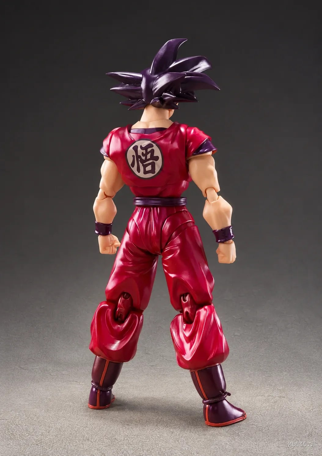 Dragon Ball Z Goku Kaioken Action Figure – Articulated 15 cm Collectible with Interchangeable Faces & Hands