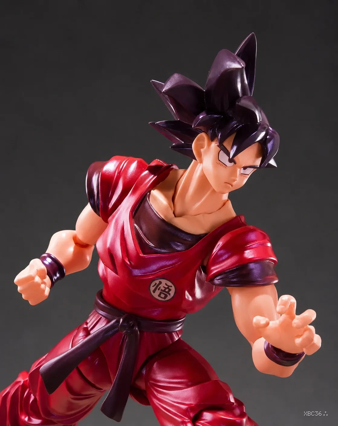 Dragon Ball Z Goku Kaioken Action Figure – Articulated 15 cm Collectible with Interchangeable Faces & Hands