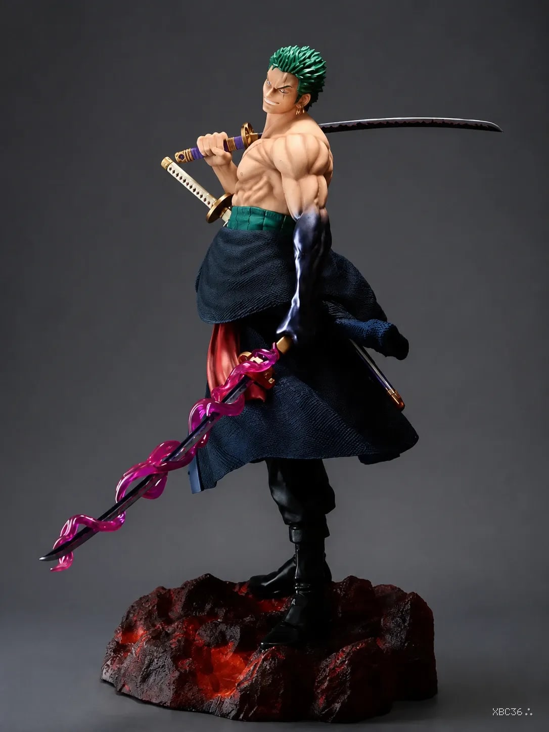 Roronoa Zoro “King of Hell” Statue