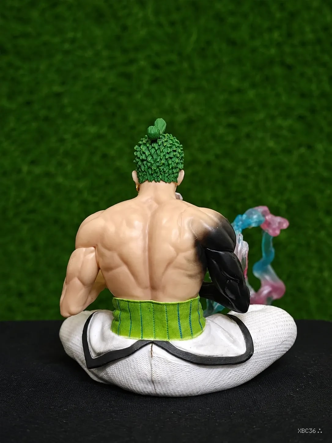 Roronoa Zoro Wano Arc Figure – Seated Battle Focus Pose