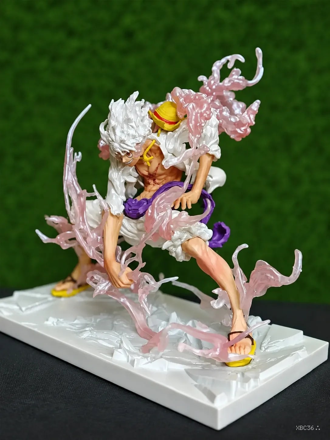 Luffy Gear 5 Action Figure – Haki Aura Mode