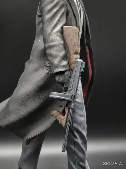 Thomas Shelby – Premium 1/6 Scale Resin Statue