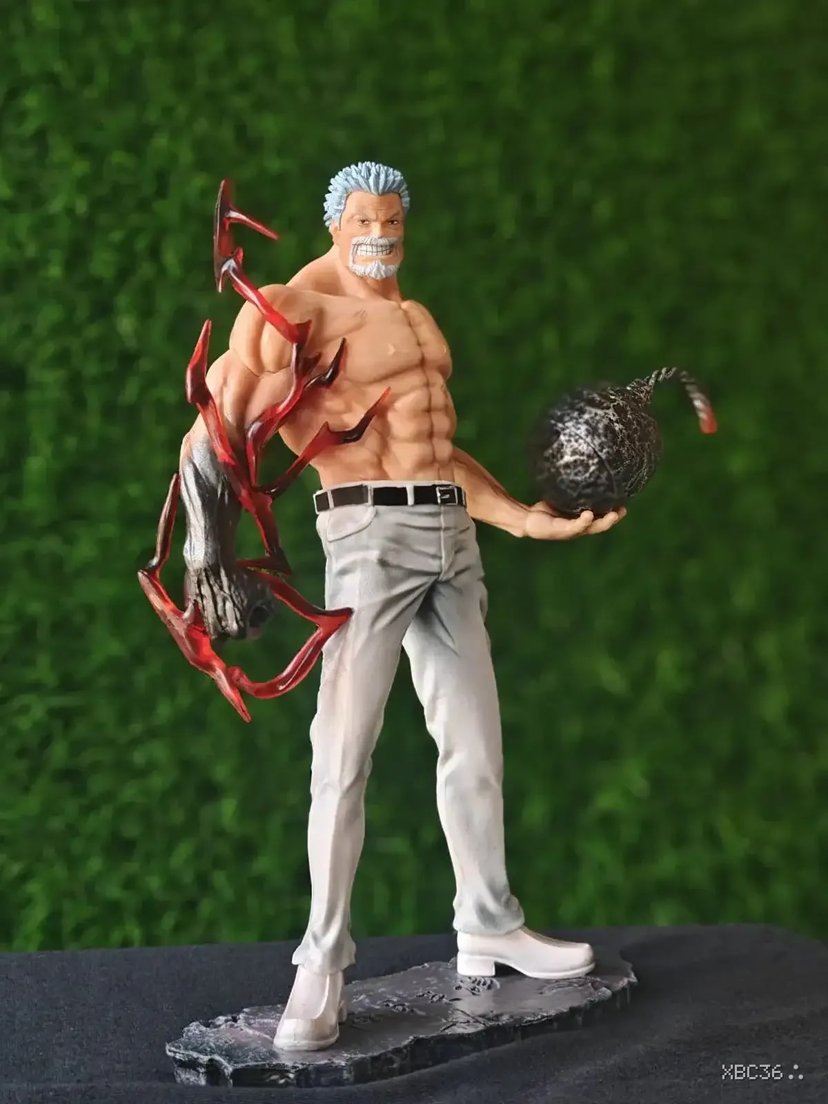 Monkey D. Garp Figure – Marine Hero Edition from One Piece