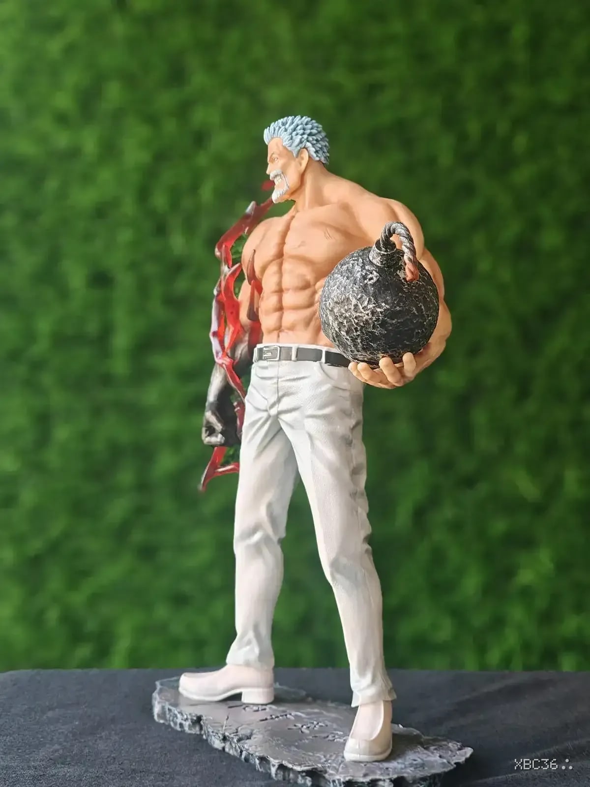 Monkey D. Garp Figure – Marine Hero Edition from One Piece